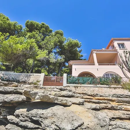 Seaside Exceptional House