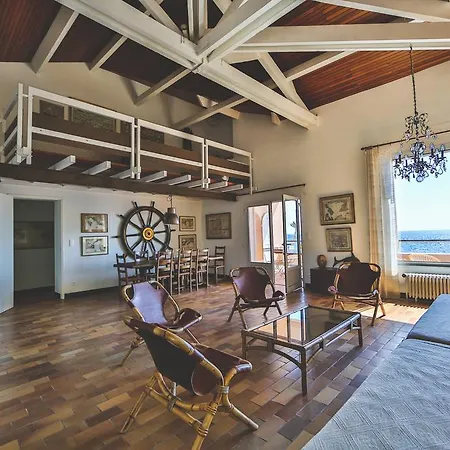 Seaside Exceptional House Villa